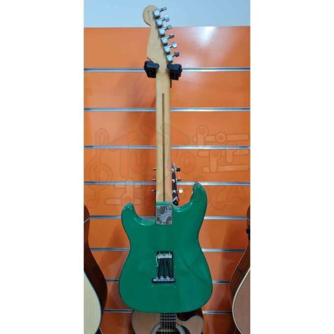 FENDER DELUXE STRATOCASTER GREEN '97